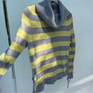 Y2K Yellow & Grey Striped Cowl Neck Sweater Size Small